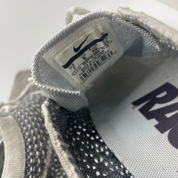 Nike Flyknit Racer - Picture 4 of 4